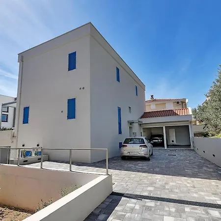 Bamboo House App 3 - Exklusiv Apartment Makarska